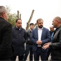 ՀՀ էկոնոմիկայի նախարար Գ․ Պապոյանը և ՏԿԵ նախարար Դ․ Խուդաթյանը  հանդիպել են Խնածախի բնակիչներին