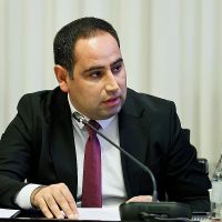 «Դիմակայուն և ներառական ճանապարհային հատվածի բարելավման ծրագիր» վարկային համաձայնագրի վավերացման մասին հարցը  զեկուցեց Դ․ Խուդաթյանը