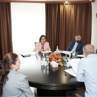 ՀՀ էկոնոմիկայի նախարարը լսել է մի խումբ քաղաքացիների առաջարկներն ու մտահոգությունները և համապատասխան հանձնարարականներ է տվել