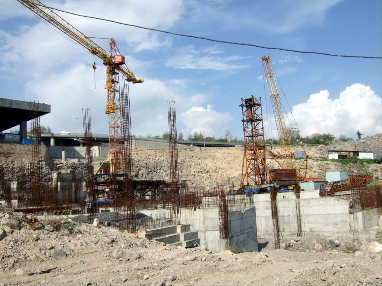 tert.am. Տեսուչը գնում ստուգում է այն ժամանակ, երբ դժբшխտ պատահարն արդեն տեղի է ունեցել. ինչ վիճակագրություն է շինհրապարակներում դժբшխտ պատահարներից