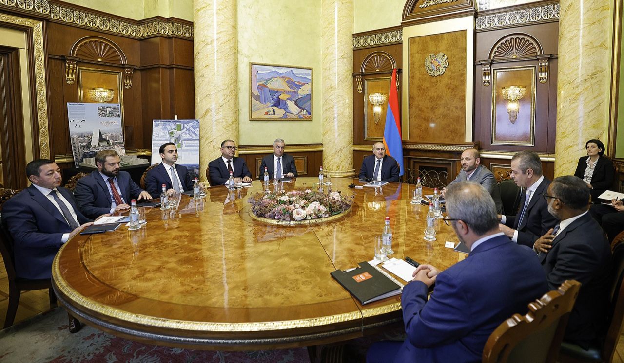 Վարչապետի գլխավորությամբ քննարկվել է Երևանում համաշխարհային առևտրի կենտրոնի կառուցման ծրագրի ընթացքը