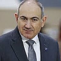 Եթե ամբողջ պետական համակարգը մեկ ամիս աշխատավարձ չստանար, թոշակը 1500 դրամով էր բարձրանալու. Փաշինյան