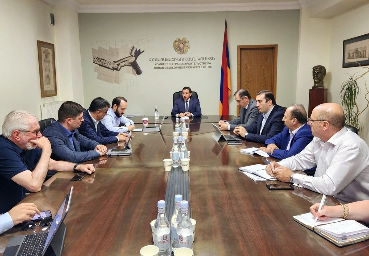 Կառուցապատողների և շինարարների հետ քննարկվել է քաղաքաշինական ծրագրերի իրագործման նոր մոդելի ներդրման գաղափարը