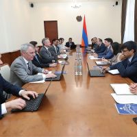 ՀՀ ֆինանսների նախարարը և ԱՄՀ հայաստանյան առաքելության ղեկավարը քննարկել են ՀՀ տնտեսական վերջին զարգացումները