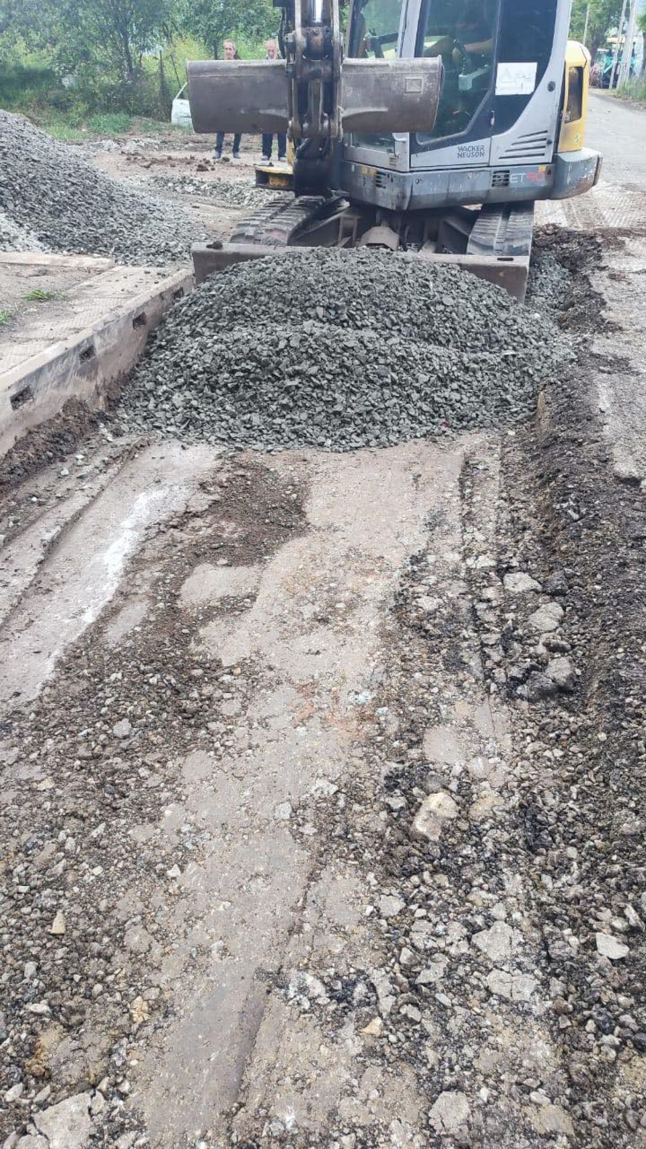 Օձունի հատվածում ավտոճանապարհ է հիմնանորոգվում