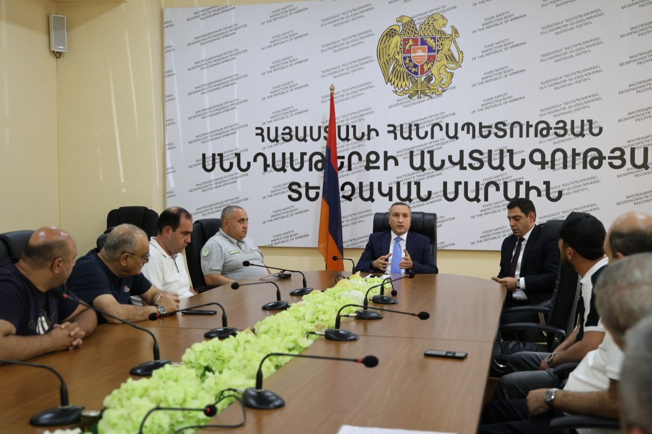 ՍԱՏՄ ղեկավարն ընդունել է գյուղատնտեսական մթերքներ ու ծաղիկ արտադրող, արտահանող տնտեսավարողներին