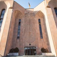 Երևանի քաղաքապետարանի և Շենգավիթ վարչական շրջանի պաշտոնյաների կողմից կաշառք ստանալու դեպքի առթիվ քննված քրեական վարույթով նախաքննությունն ավարտվել է