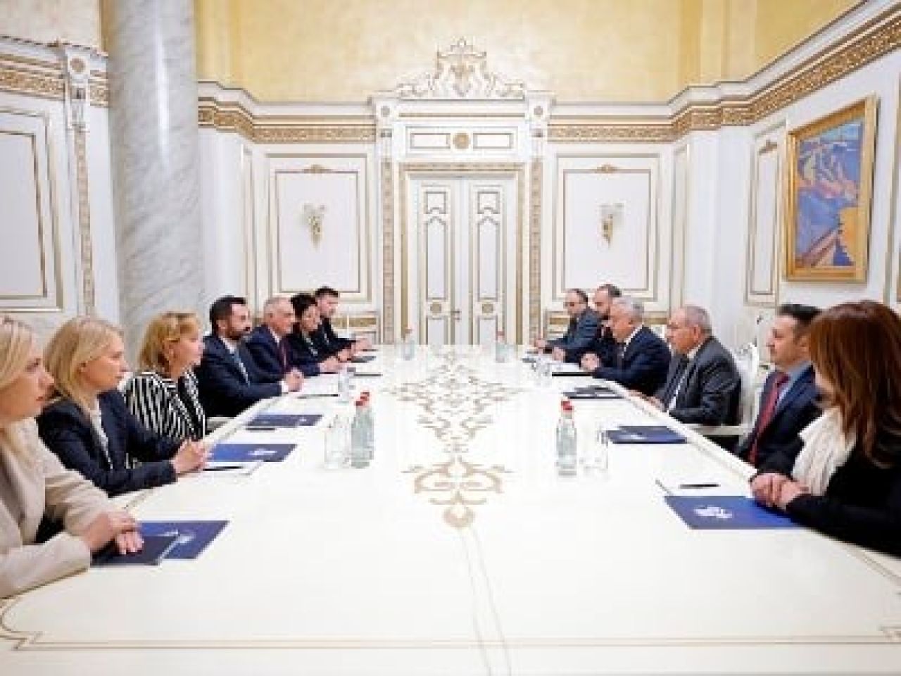 Փաշինյանն ընդունել է ՍԱԶԲ կառավարիչների խորհրդի տարեկան հանդիպման մասնակիցներին