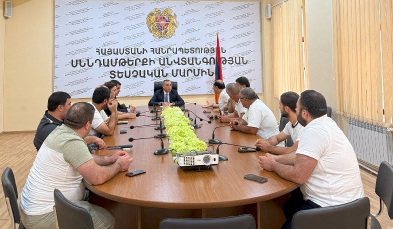 ՍԱՏՄ ղեկավարն ընդունել է ԳՈւՄ-ի շուկայի մսավաճառներին