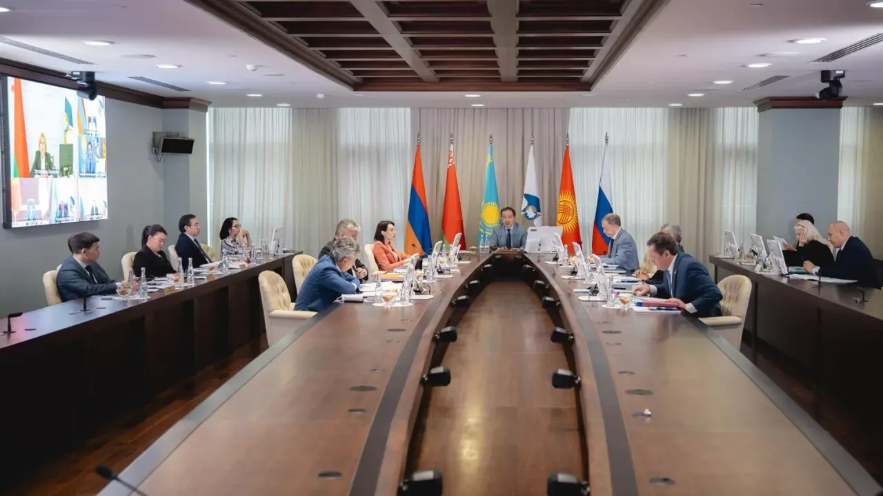 ԵԱՏՄ-ում աճել են ներմուծման մաքսատուրքերից եկամուտները