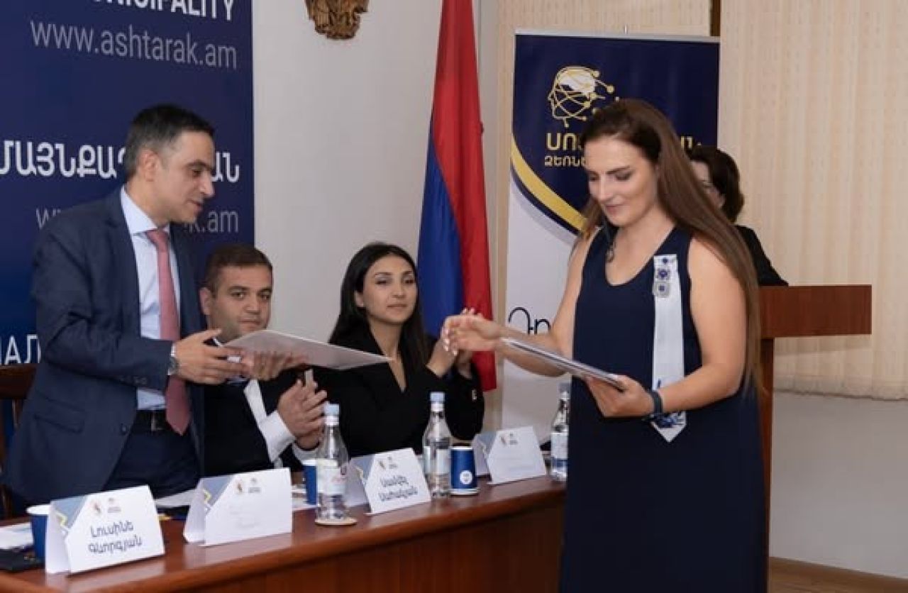 «Դարձի՛ր սոցիալական ձեռներեց, շենացրո՛ւ քո համայնքը» ծրագիրը՝ Աշտարակում