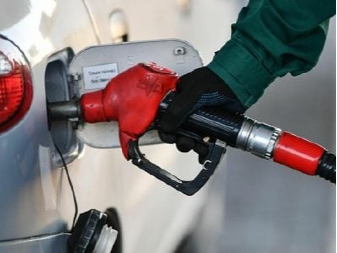 Ռուսաստանը երկարացրել է բենզինի արտահանման արգելքը՝ շուկայի որոշ մասնակիցների համար