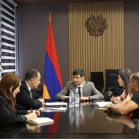 Արագածոտնի մարզպետի մոտ քննարկվել են սուբվենցիոն ծրագրերով  մարզում իրականացվող աշխատանքները