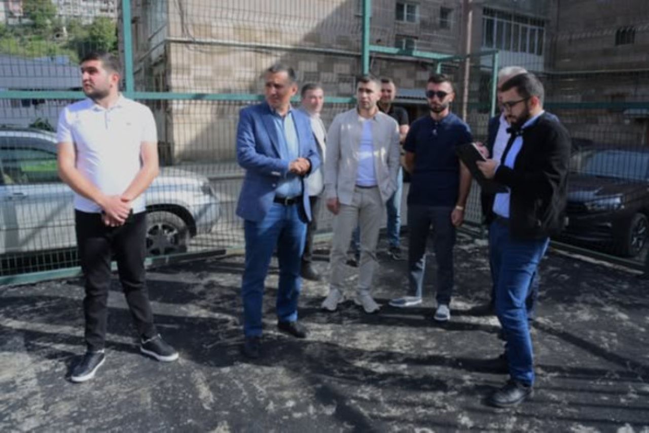 Սյունիքի մարզպետ Ռոբերտ Ղուկասյանն այցելել է տարբեր կրթական ու մշակութային հաստատություններ, համայնքային ու պետական ենթակառուցվածքներ
