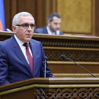 Առաջարկվում է հետաձգել պետական սահմանի ցամաքային անցման կետերում վճարվող հարկերի եւ պետական տուրքի վճարումները
