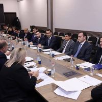 Դավիթ Խուդաթյանն անցկացրել է հերթական խորհրդակցությունը՝  մարզպետների մասնակցությամբ