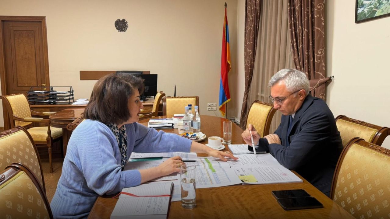 Ջրային կոմիտեի նախագահը հանդիպել է «Վեոլիա Ջուր» ՓԲԸ-ի գլխավոր տնօրենի հետ