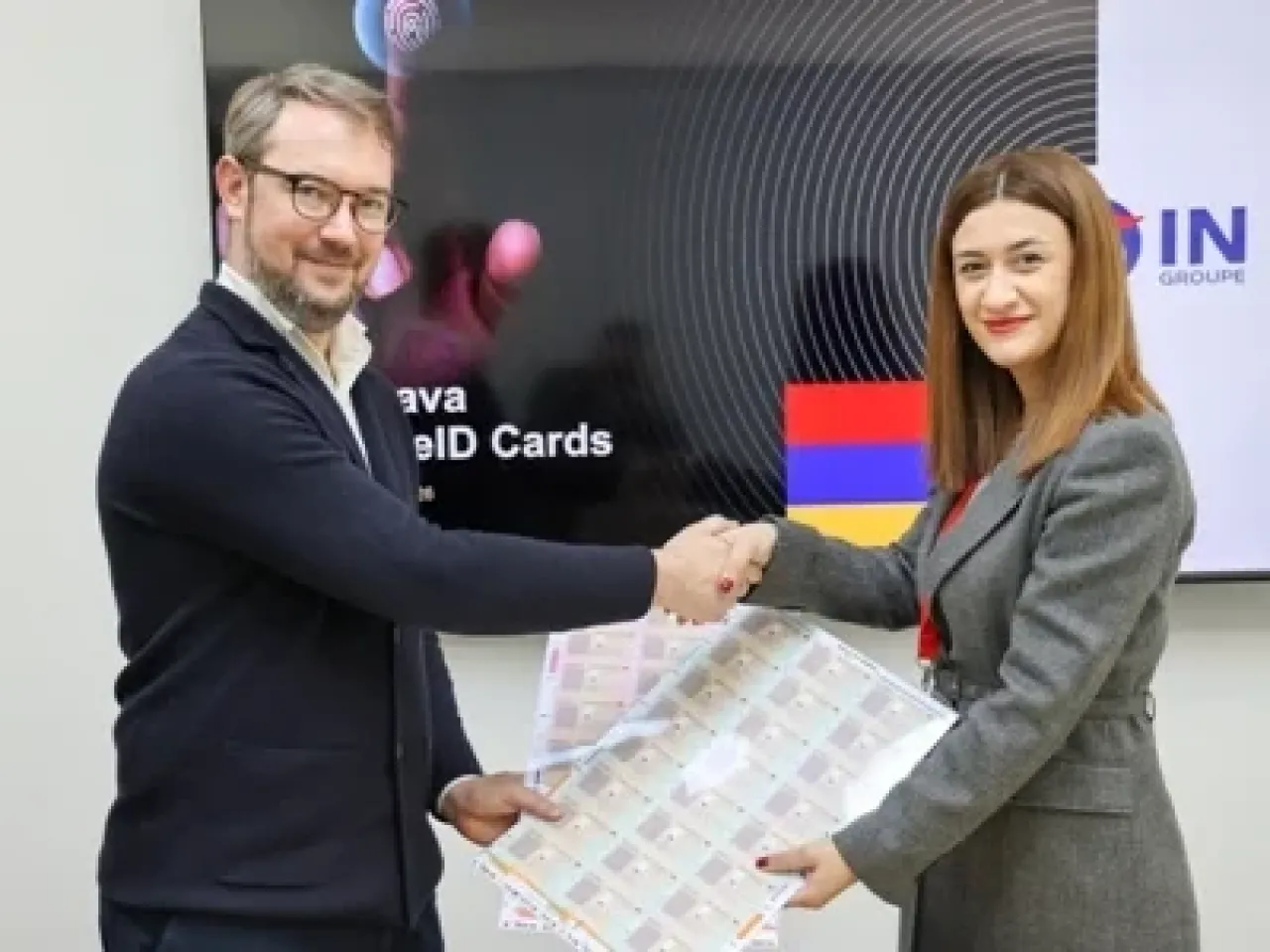 Հաստատվել են օտարերկրացիների նույնականացման քարտերի օրինակները․ ՄՔԾ պետն Օստրավայում է