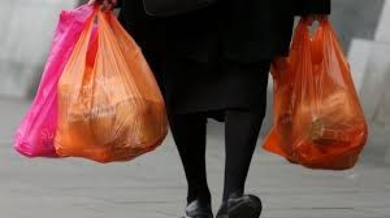 Հայաստանում կարգելվի պոլիէթիլենային տոպրակների ու մեկանգամյա պլաստիկ սպասքի վաճառքը. ՇՄ նախարարություն