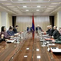 ԱԽ նիստում քննարկել են ՀՀ-ի դեմ կիրառվող հիբրիդային uպառնալիքներին հակազդման միջոցառումները