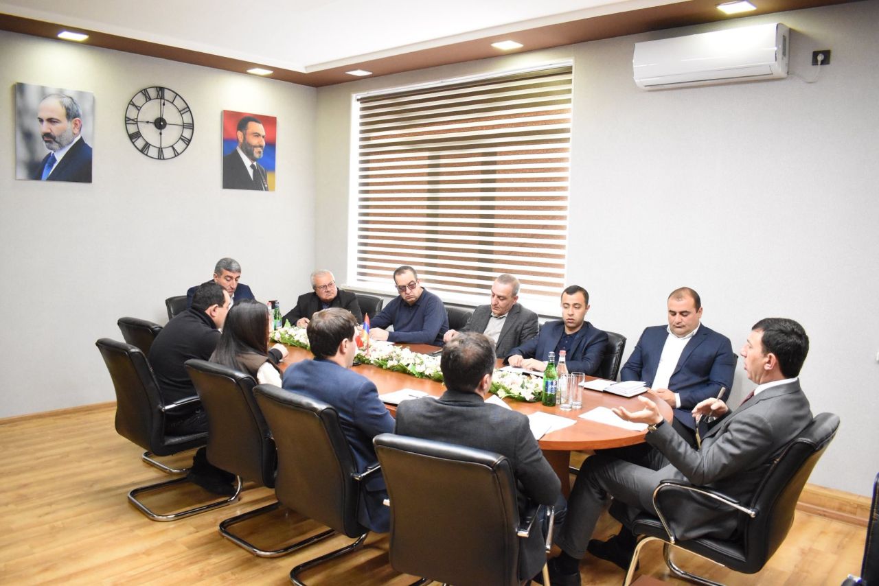 Աշխատանքային խորհրդակցություն Թալինի համայնքապետարանում