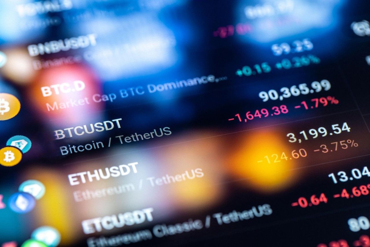 Կրիպտոշուկան կրկին տատանվում է․ Bitcoin-ը փորձում է պահել $70,000-ի սահմանը