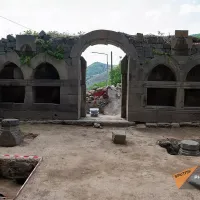 Իշխան Չեսար Օրբելյանի ապարանքը (Չեսարի դարպաս) ամբողւությամբ կվերականգնվի. Հանրային գերեկա շահ ճանաչվեց