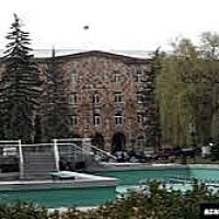 Վանաձորի համայնքապետարանի նախկին և գործող աշխատակիցներ են ձերբակալվել