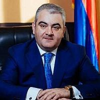 Բերման են ենթարկվել ՀՀԿ–ական նախկին պատգամավոր Արման Սահակյանը և մի շարք այլ նախկին պաշտոնյաներ