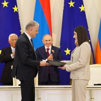 ՆԳ նախարարին է փոխանցվել ԵՄ-ի հետ Վիզաների ազատականացման գործողությունների ծրագրի իրականացման առաջընթացի առաջին զեկույցը