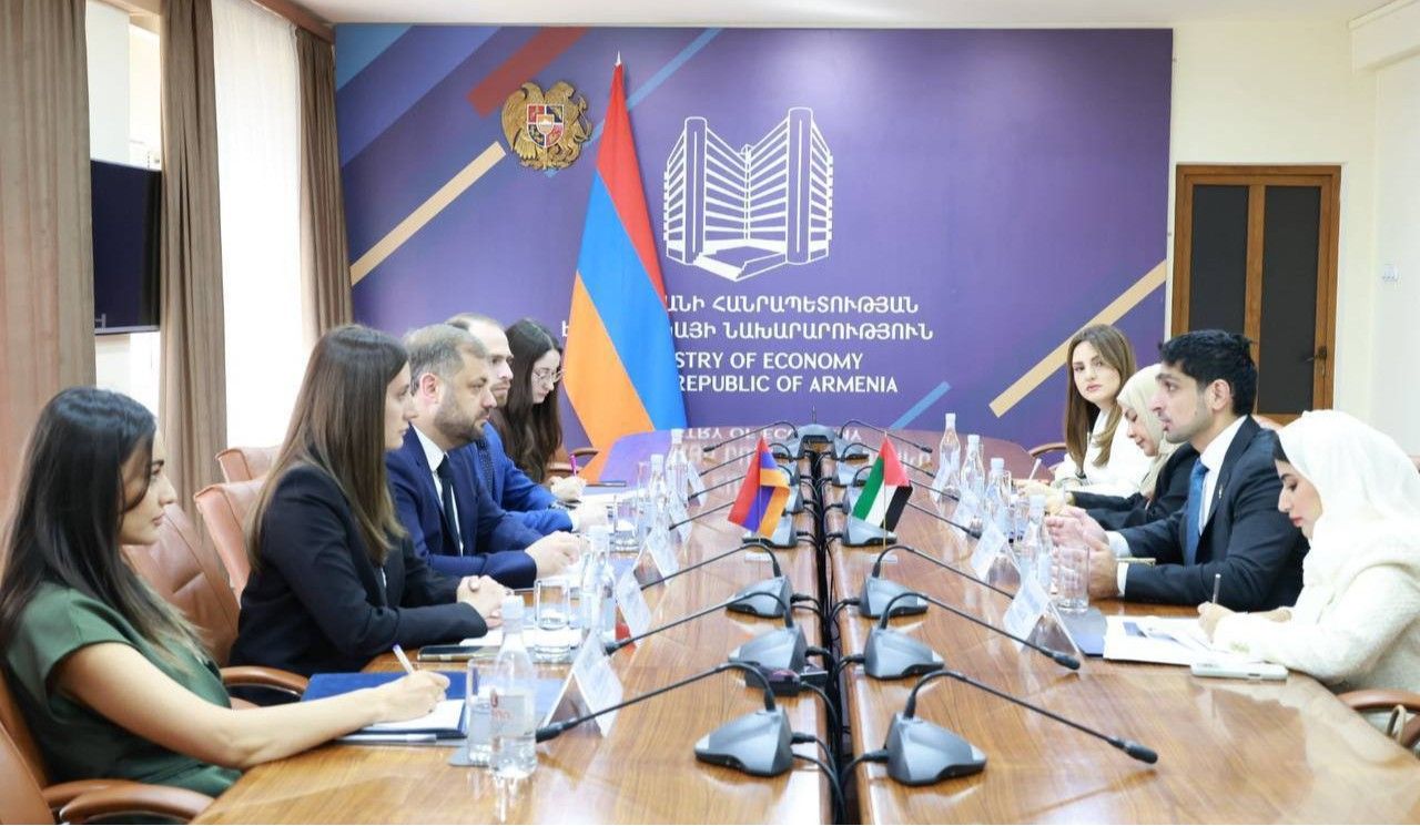 Հայաստանը հետաքրքրված է ԱՄԷ-ից բարձրորակ ապրանքների և առաջադեմ տեխնոլոգիաների ներկրմամբ. Պապոյանը՝ դեսպանին