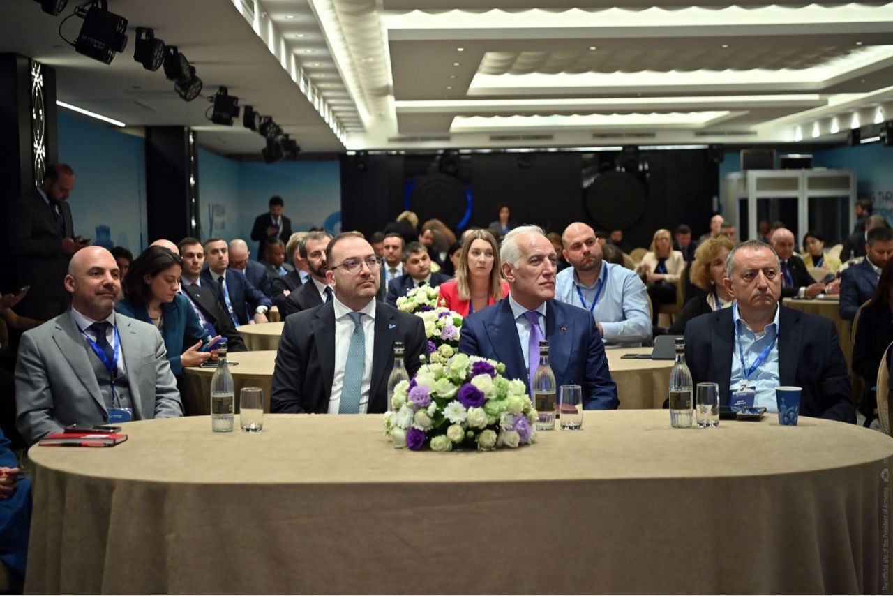 Բոլոր կապուղիների վերաբացման ծրագրերը բավականին ժամանակ եղել են Հայաստանի կառավարության առաջնահերթություններից. նախագահ