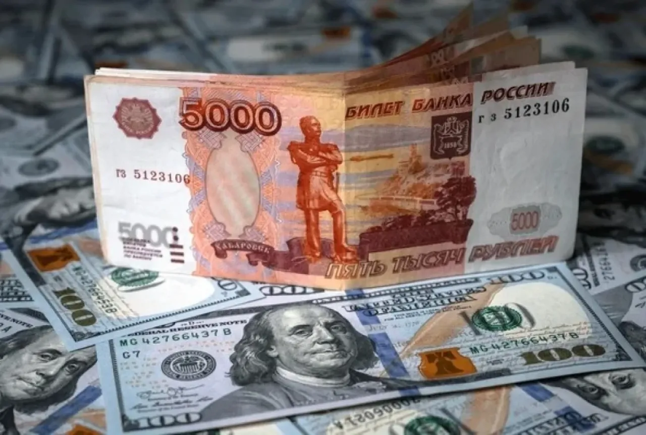 Ռուսական ռուբլին 2-րդ եռամսյակում ամենաուժեղ ամրապնդումն է ցույց տվել ԱՄՆ դոլարի նկատմամբ