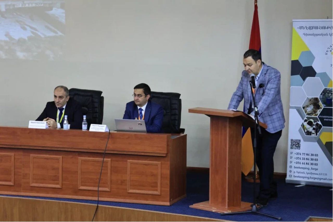 Կայացել է «Մեղվաբուծության համահայկական չորրորդ ֆորումը»