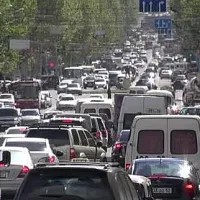 Երևանում մարդատար ավտոմեքենաների համար սահմանափակումներ կլինեն․ Ավինյան