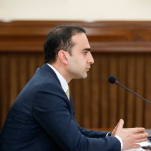 Ավինյանն առաջարկել է Կիևյան կամրջի հիմնանորոգման աշխատանքները իրականացնել նաև հանգստյան օրերին