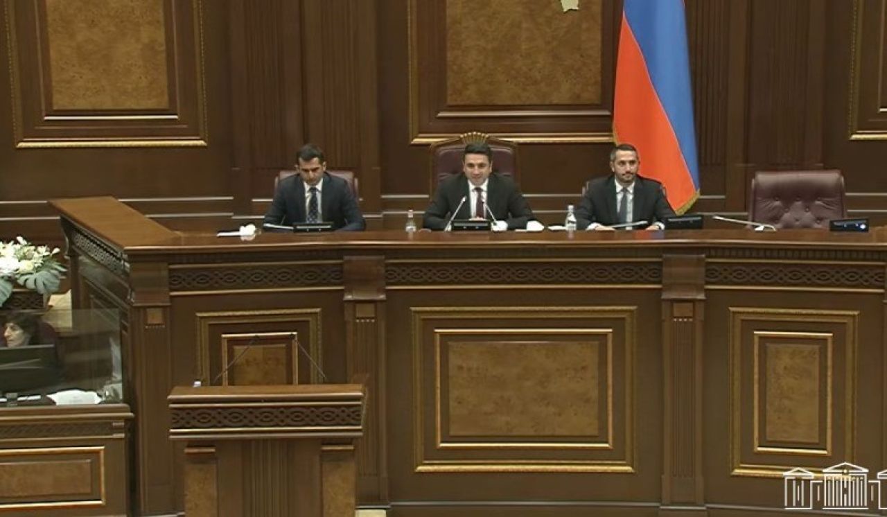 ԱԺ արտահերթ նիստում ընդունվեցին քվեարկված նախագծերը