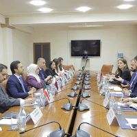 Գևորգ Պապոյանը ԱՄԷ, Քուվեյթի, Իրաքի և Կատարի դեսպանների հետ քննարկել է հայկական արտադրանքի ներկայացվածության ընդլայնման հնարավորությունները