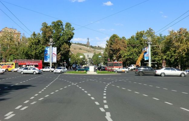 Երթևեկության կազմակերպման փոփոխություն Սայաթ-Նովայի պողոտայում