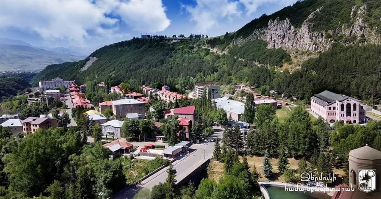Ջերմուկը վերադառնում է իր բնականոն կյանքին