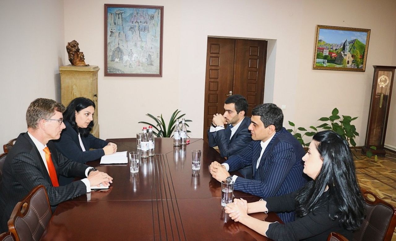Գորիս համայնքի ղեկավար Առուշ Առուշանյանն ընդունել է Նիդերլանդների դեսպանին
