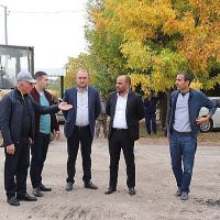 Արարատի մարզպետ Սեդրակ Թևոնյանն այսօր շրջայց է կատարել Արտաշատ համայնքի բնակավայրերում