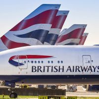 British Airways-ի օդաչուներին եւ բորտուղեկցորդուհիներին թույլ կտան դիմահարդարվել եւ փիրսինգ անել
