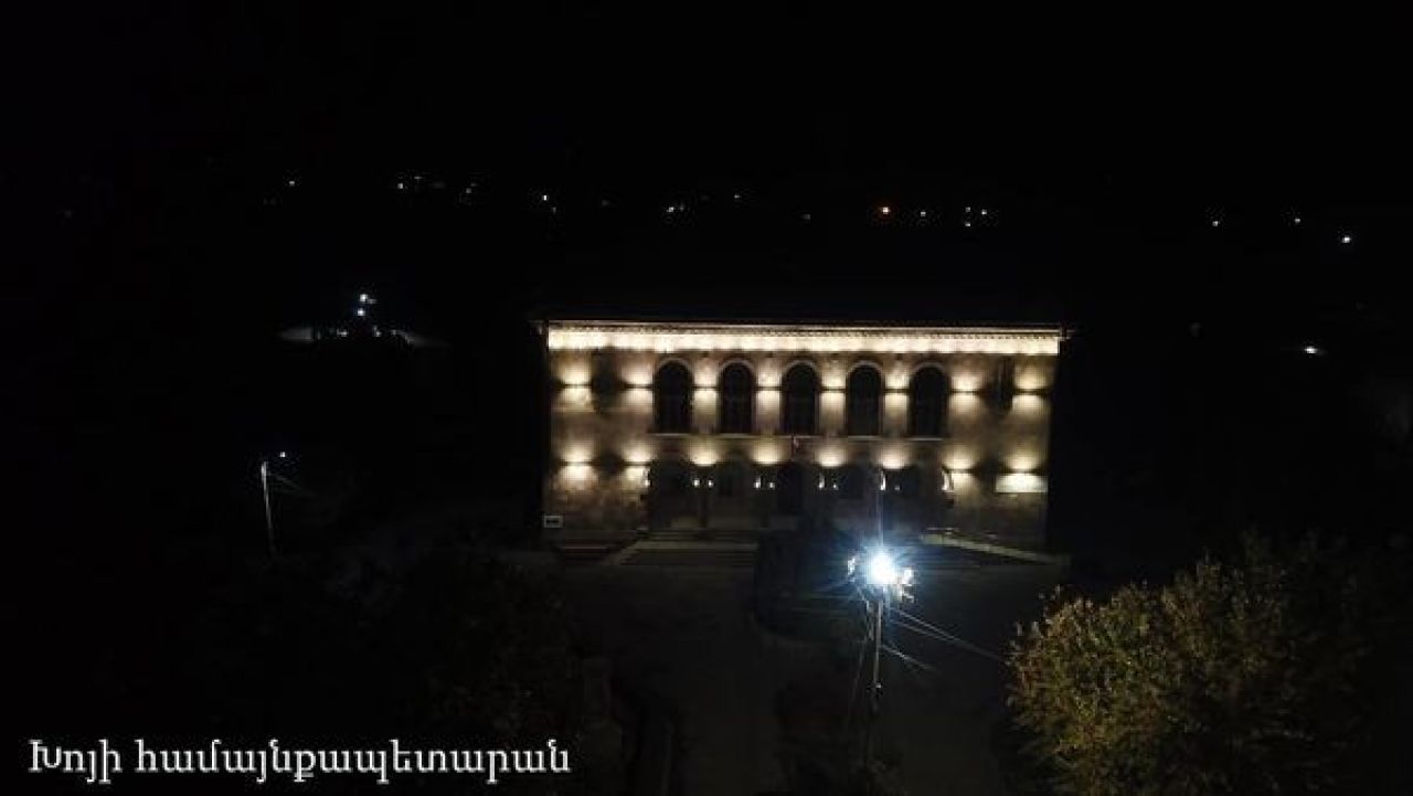 Խոյ համայնքի Արագած գյուղի մշակույթի տունը այլևս լուսավոր է նաև գիշերային ժամերին