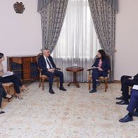 Փոխվարչապետ Մհեր Գրիգորյանն ընդունել է ՎԶԵԲ տարածաշրջանային տնօրենին