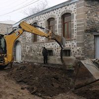 Գորիում սկսել են քաղաքի կենտրոնական փողոցների կապիտալ նորոգման աշխատանքները