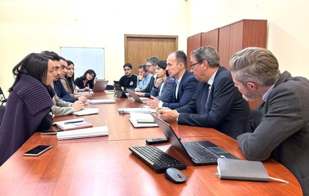 Ճանապարհային դեպարտամենտ հիմնադրամում տեղի է ունեցել հանդիպում միջազգային դոնոր կազմակերպությունների հետ