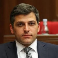 Հակակոռուպցիոն կոմիտեն խուզարկություն է իրականացնում փոխքաղաքապետ Գևորգ Սիմոնյանի աշխատասենյակում