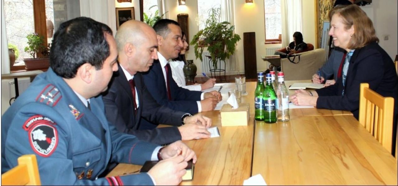 Դեսպան Քվինը հանդիպել է Վայոց Ձորի և Սյունիքի մարզպետների հետ