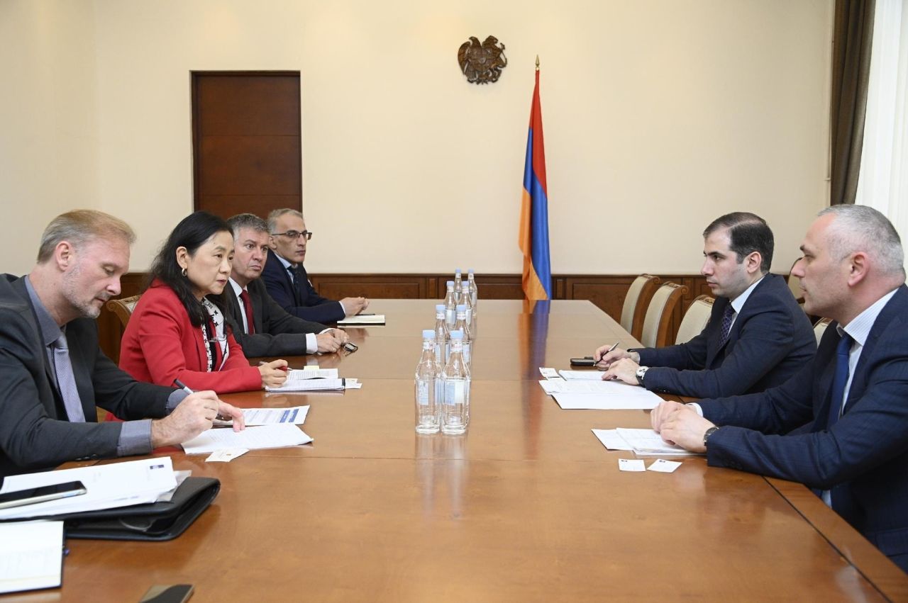ֆինանսների նախարարությունում աշխատանքային քննարկում է անցկացվել ԱԶԲ գործընկերների հետ
